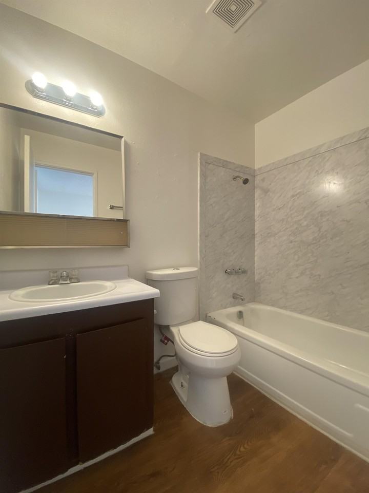 124 East 13th Street - Photo 7 of 14