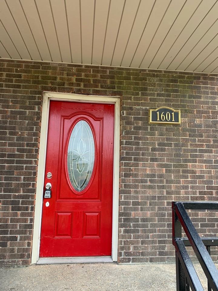 1601 2nd Way Northeast - Photo 3 of 25