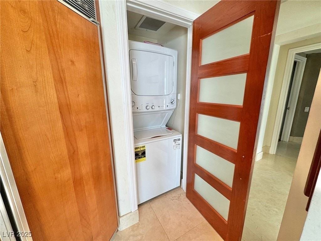 2857 Paradise Rd #1205 - Photo 5 of 32