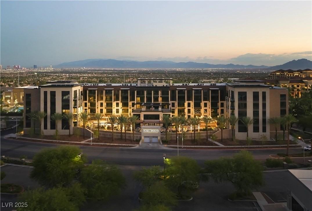 2460 Serene Ave #602