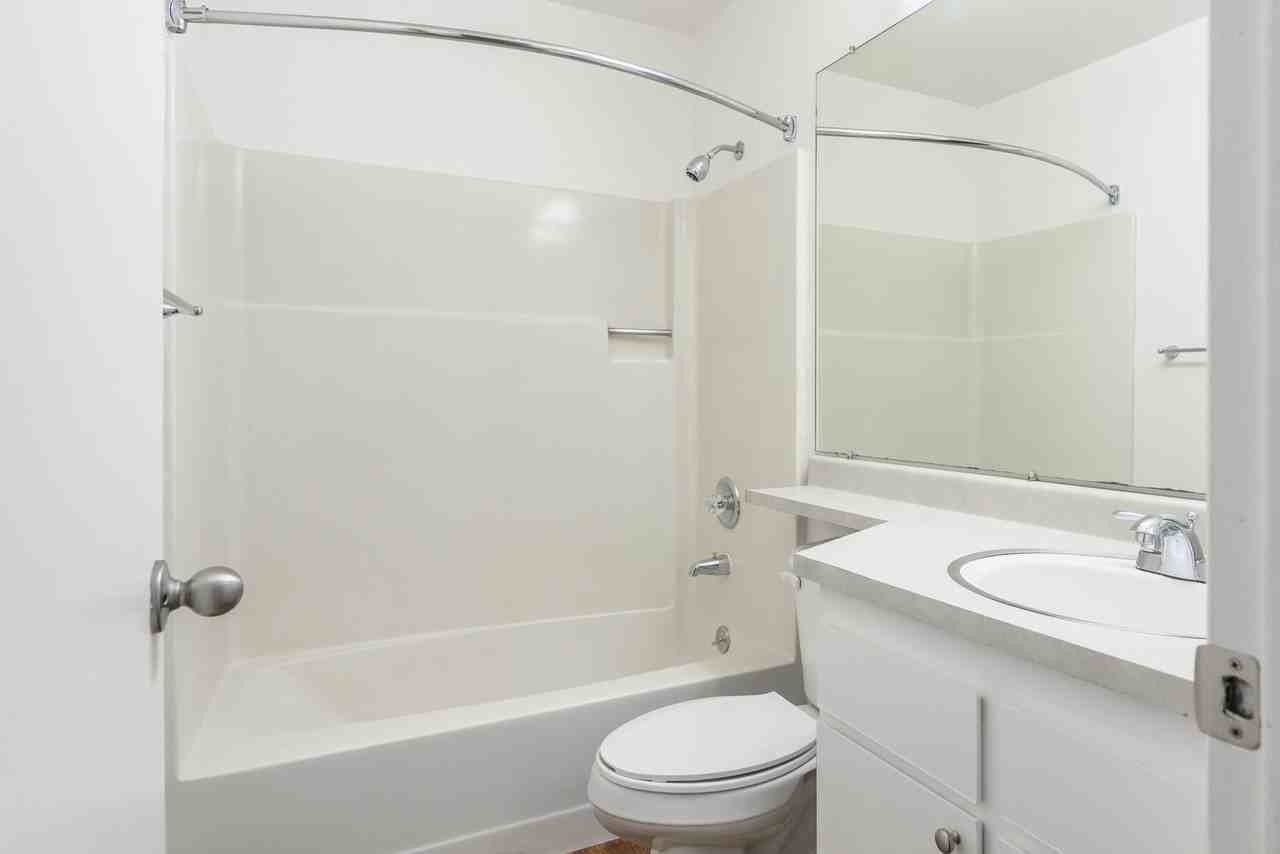 Woodlake Apartments - Photo 6 of 50