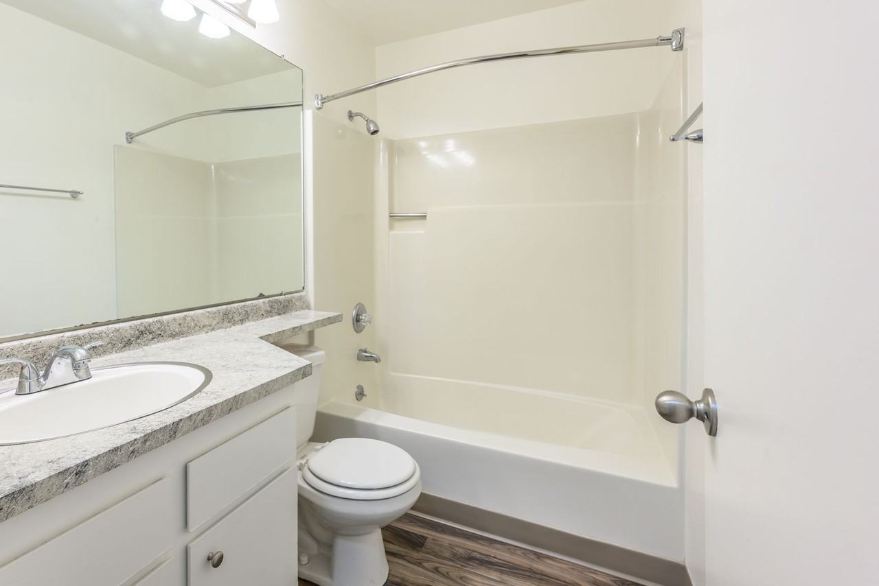 Woodlake Apartments - Photo 7 of 50