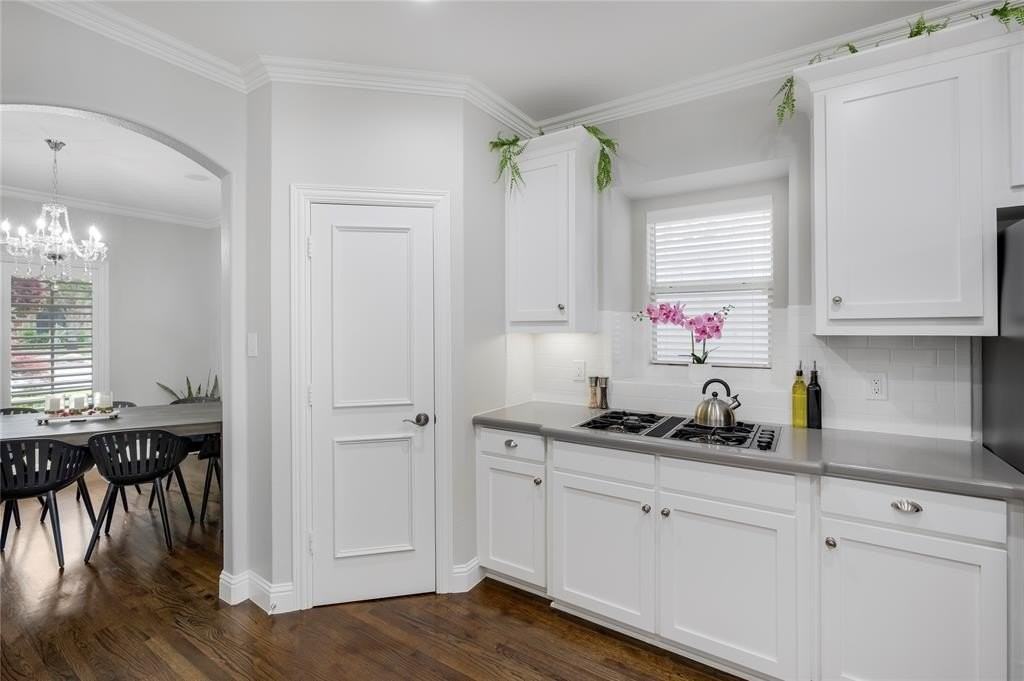 5440 Goodwin Ave - Photo 7 of 20