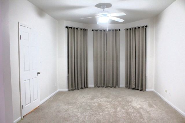 3214 W Pershing Rd Unit 2 - Photo 2 of 16