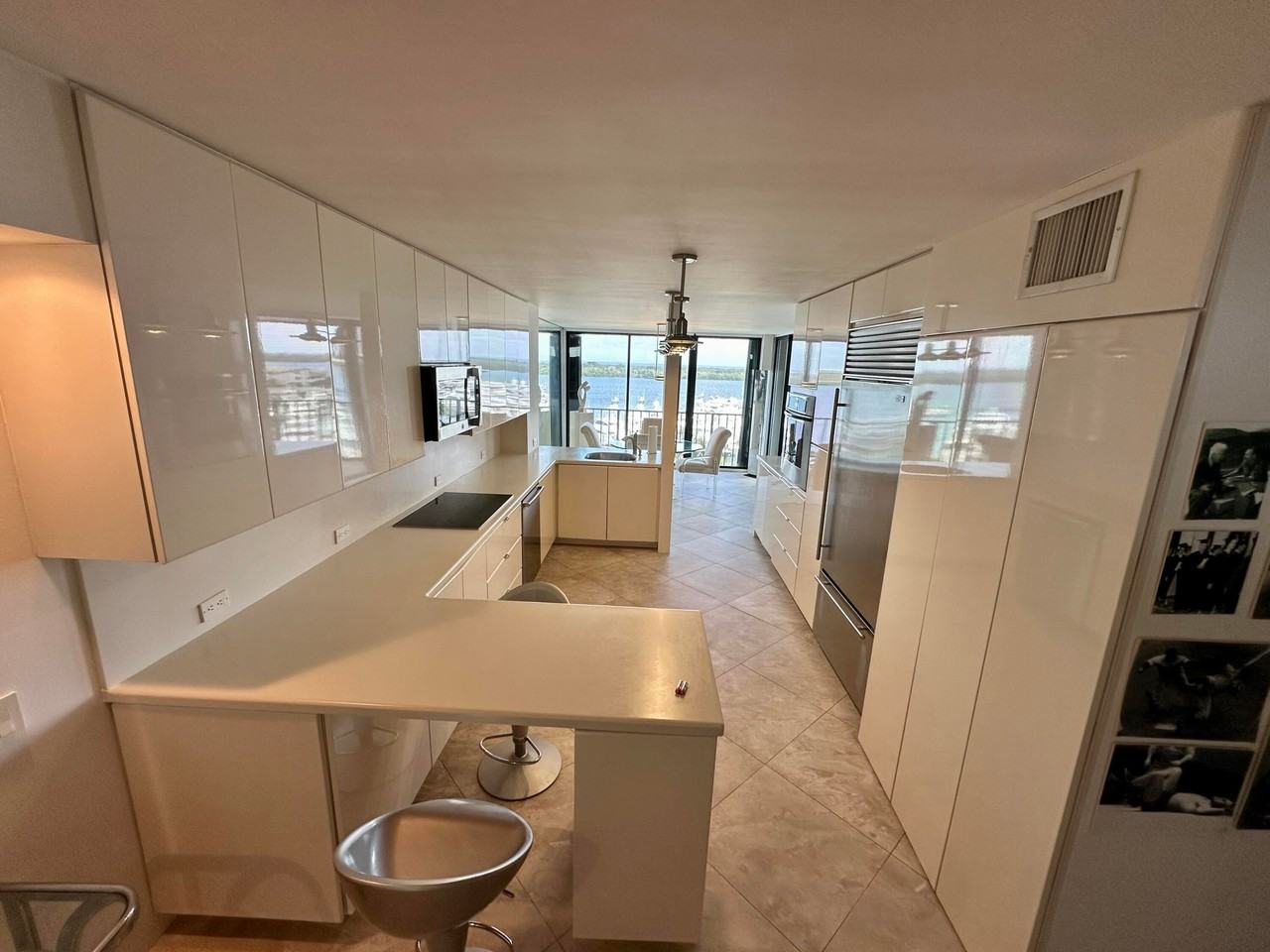 122 Lakeshore Dr - Photo 6 of 39