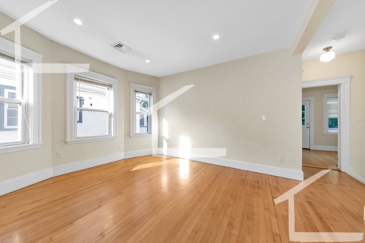 301 Alewife Brook Pkwy - Photo 2 of 24