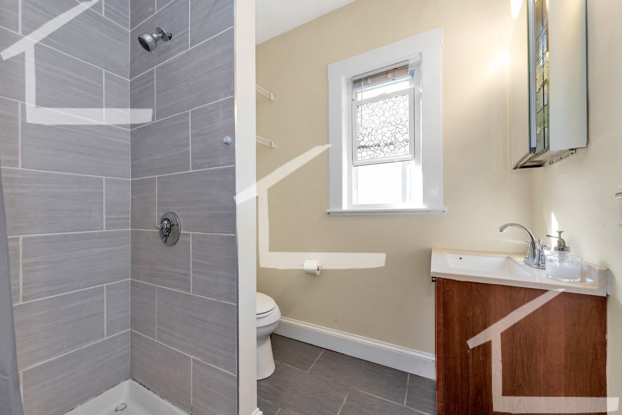 301 Alewife Brook Pkwy - Photo 4 of 24