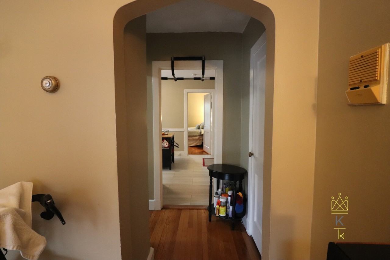 30 Beechcroft St #1 - Photo 3 of 13