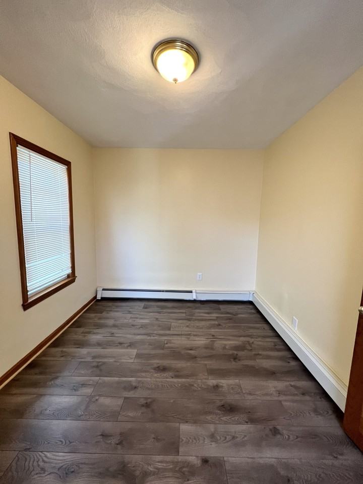 225 Holland St #2 - Photo 4 of 44