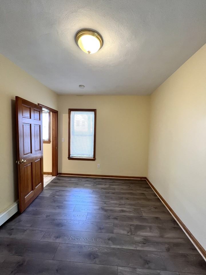 225 Holland St #2 - Photo 5 of 44