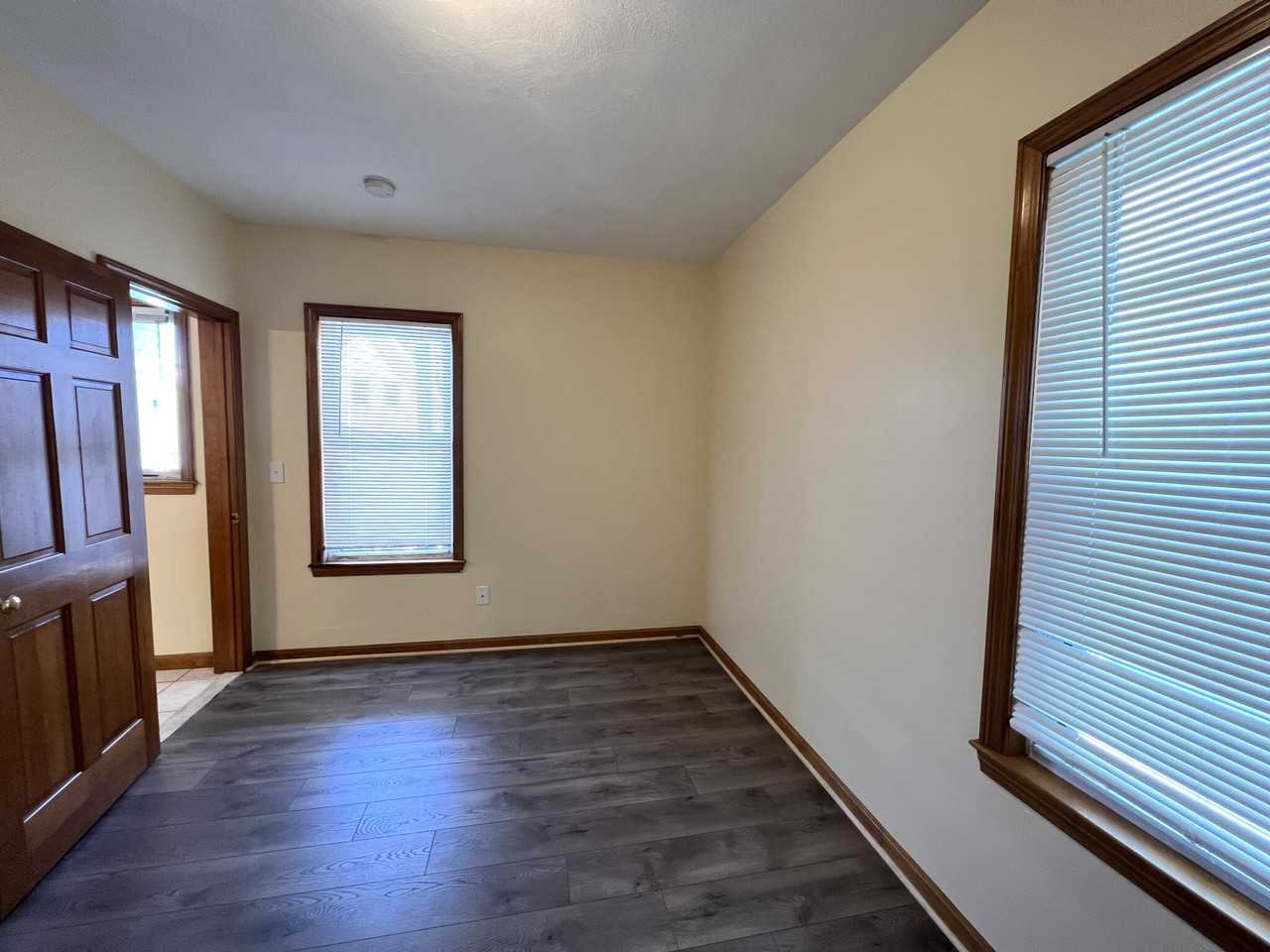 225 Holland St #2 - Photo 6 of 44