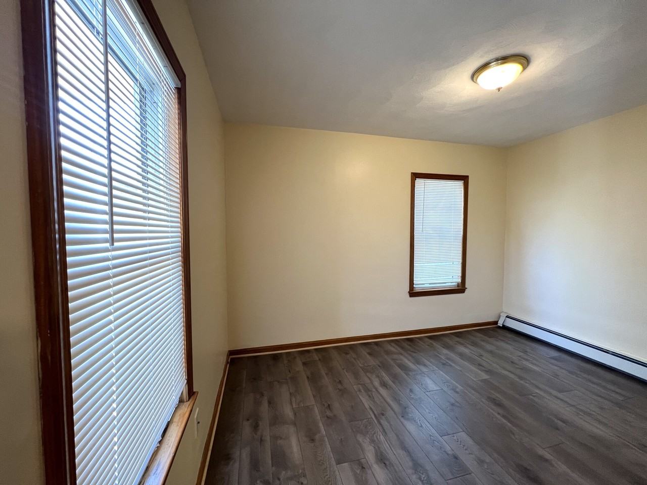 225 Holland St #2 - Photo 7 of 44