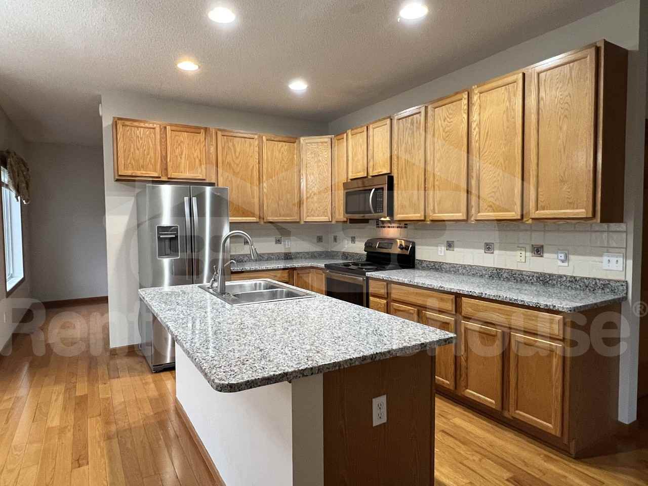 2021 Wilhelm Ct - Photo 3 of 32