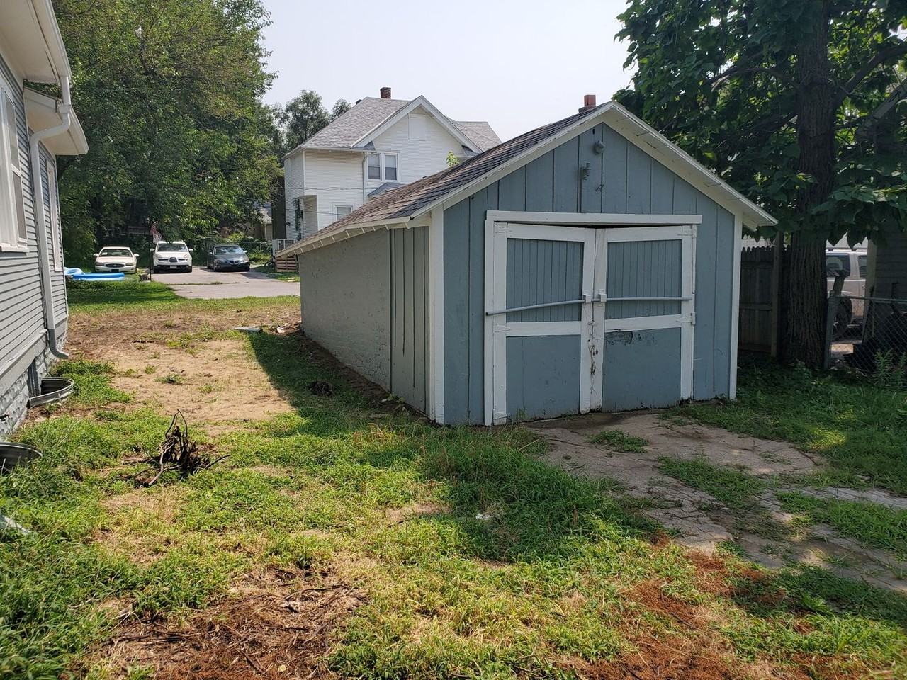 1407 N 31st St - Photo 2 of 16