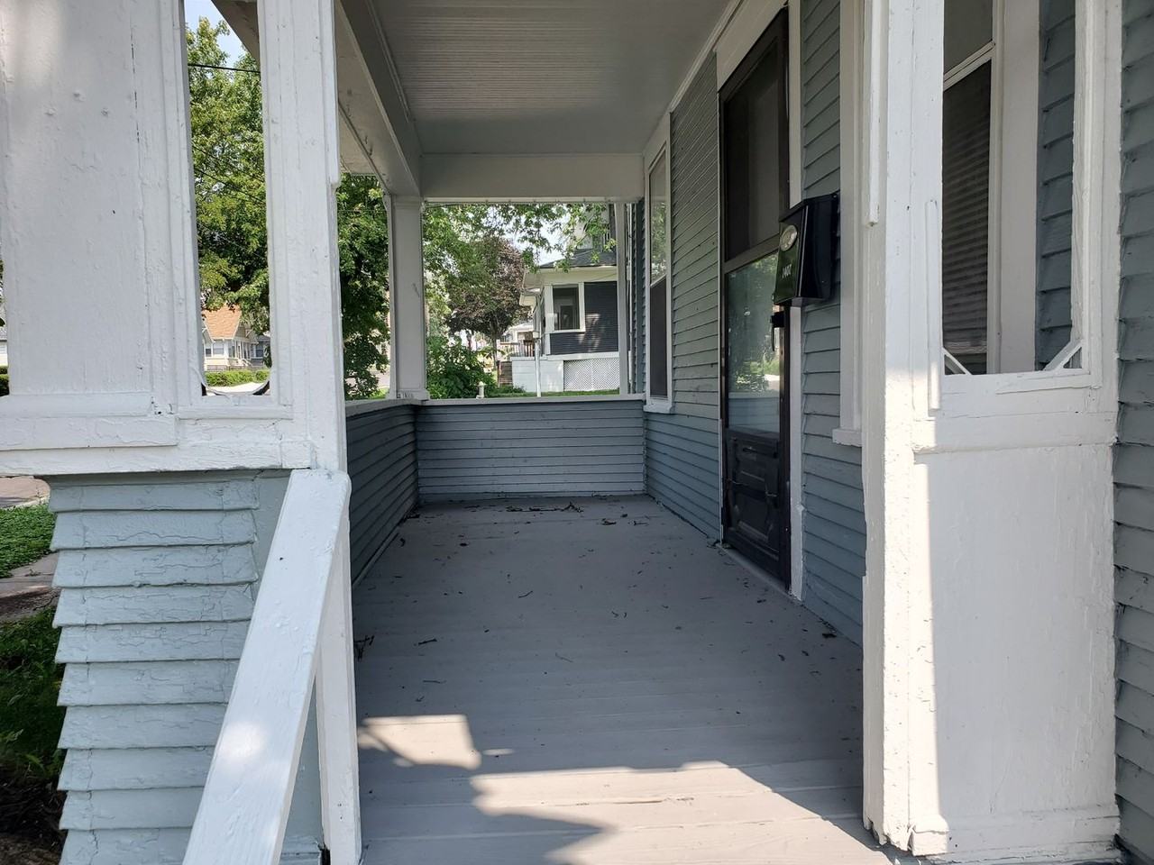 1407 N 31st St - Photo 3 of 16