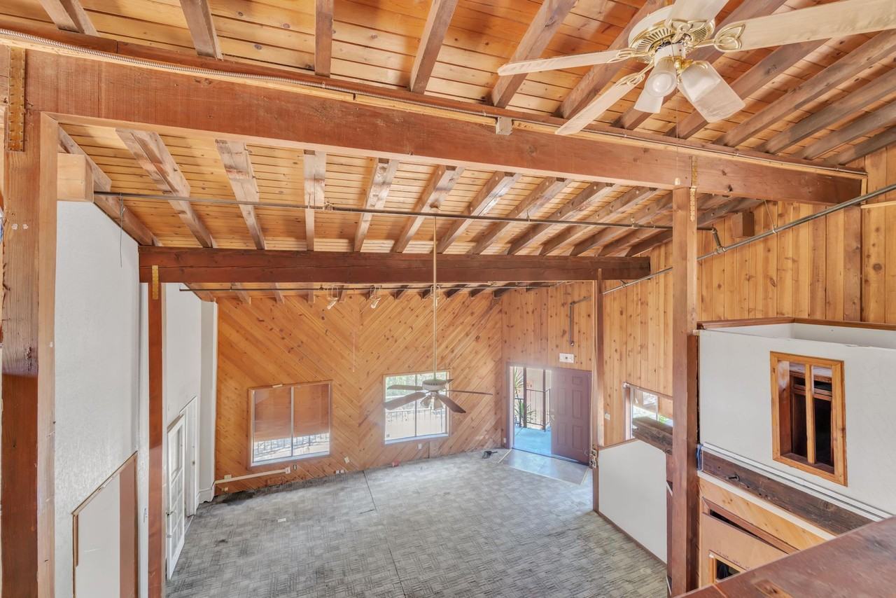 Rancho De Oro - Photo 5 of 28