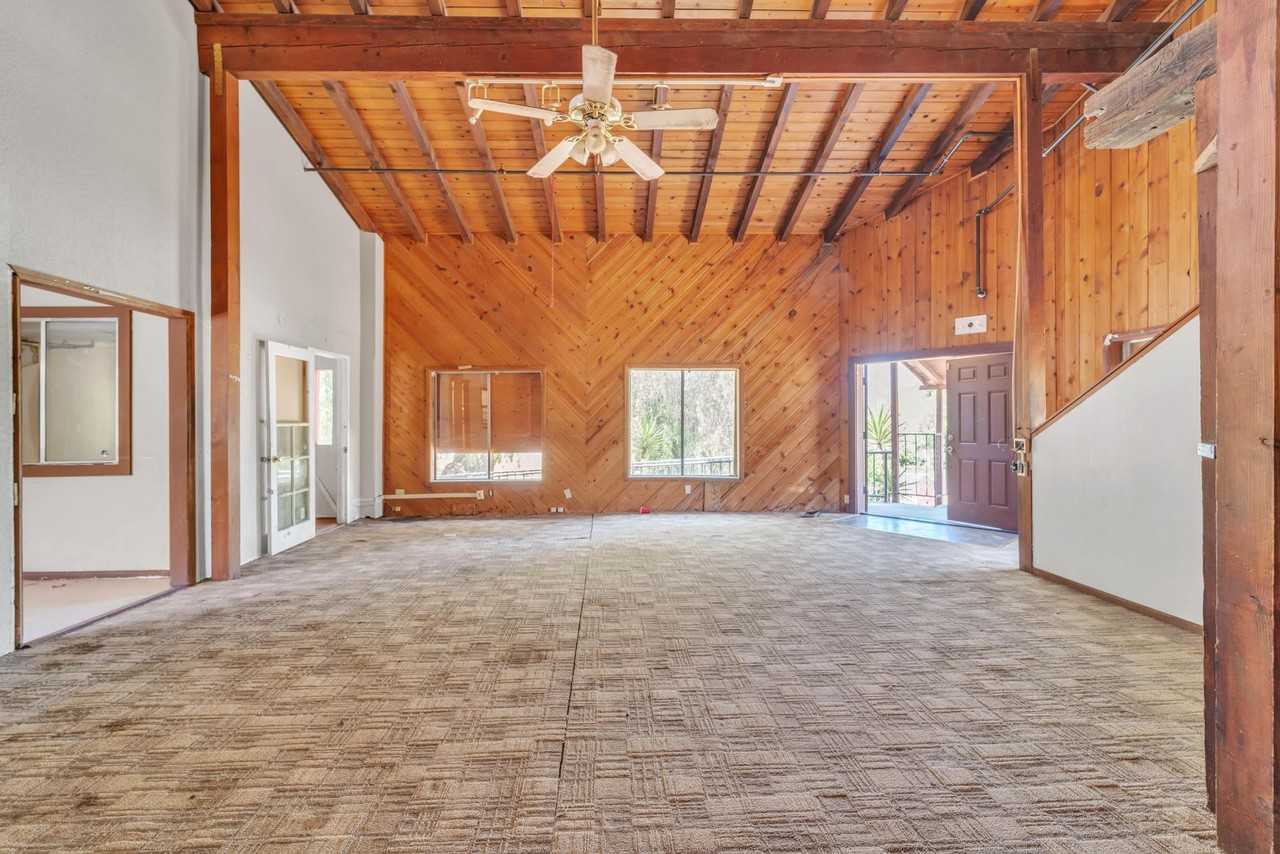 Rancho De Oro - Photo 7 of 28