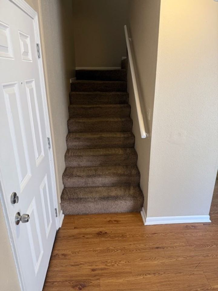 304 Palmwood Dr Apt D - Photo 7 of 10