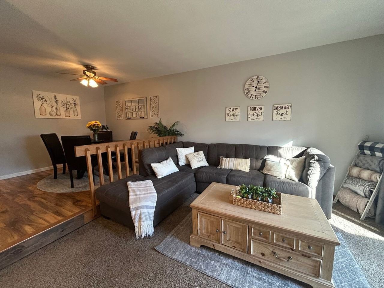 882 N Colony Rd - Photo 7 of 24