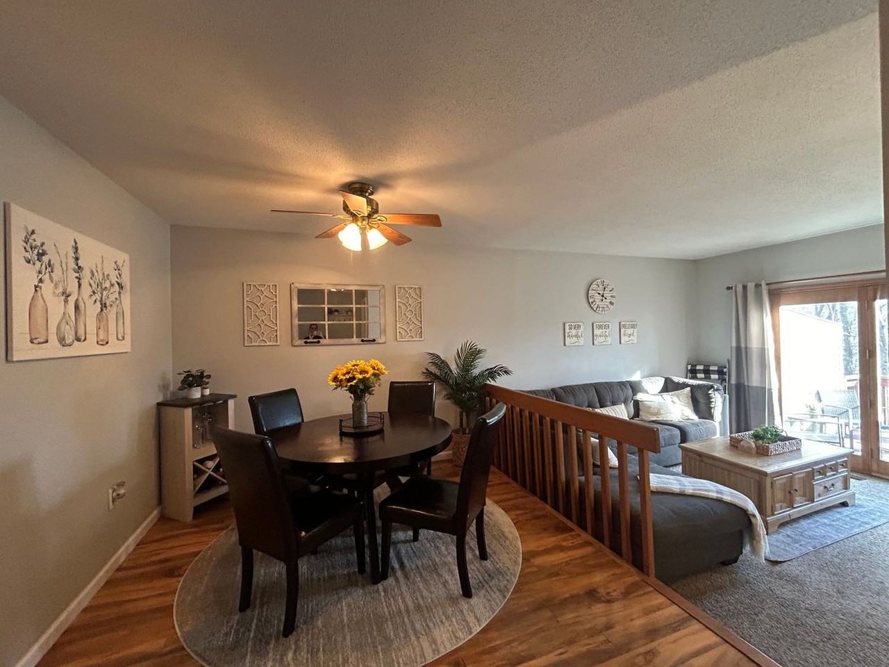 882 N Colony Rd - Photo 5 of 24