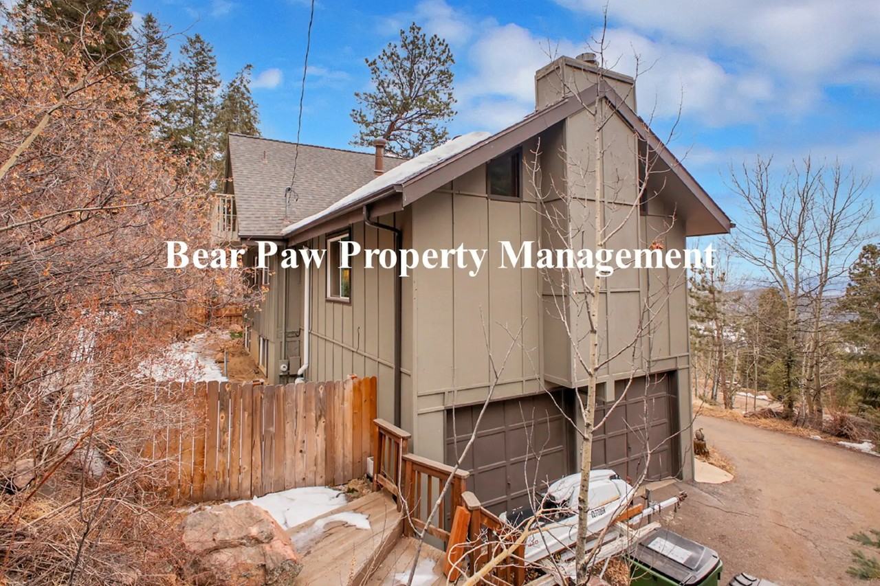 31483 Kings Valley Dr - Photo 2 of 10