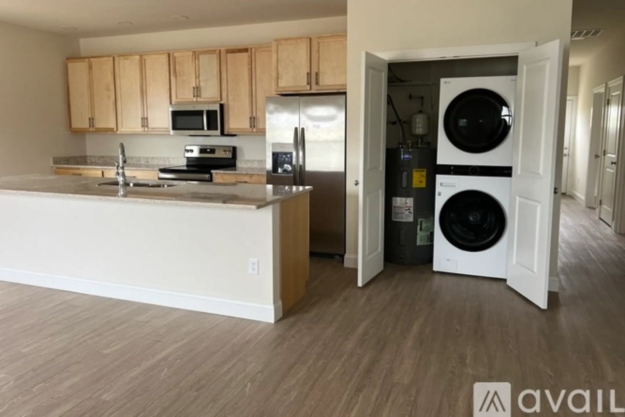 19 Longbranch Rd - Photo 2 of 11