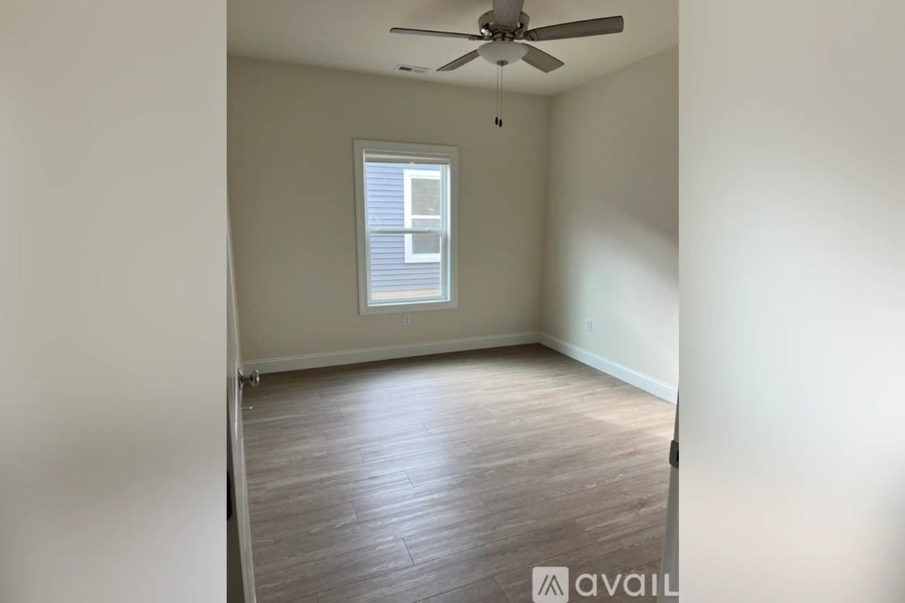 19 Longbranch Rd - Photo 3 of 11