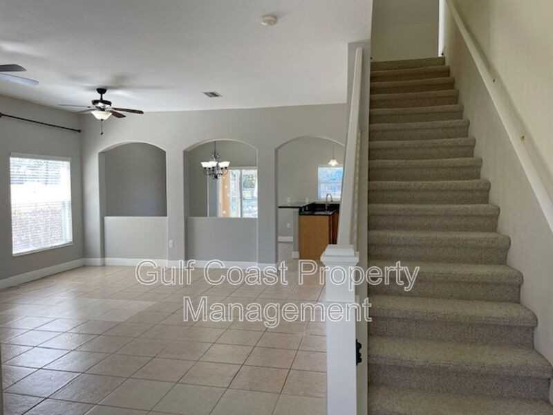 5210 Levi Ln - Photo 2 of 31
