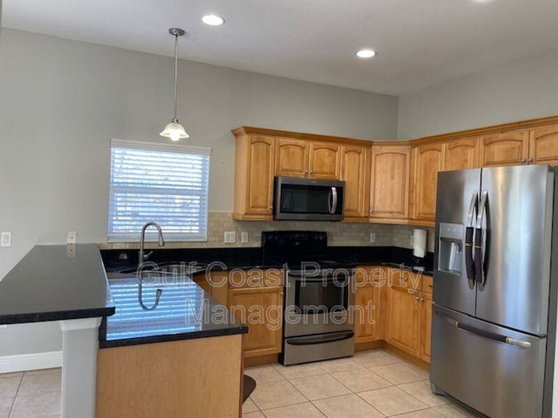5210 Levi Ln - Photo 6 of 31