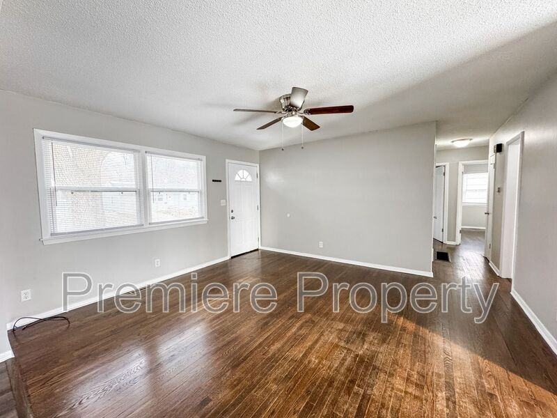 4025 S Pleasant St - Photo 2 of 12