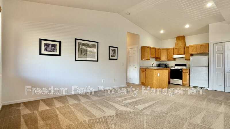 15 Fairway Dr #A1 - Photo 2 of 27