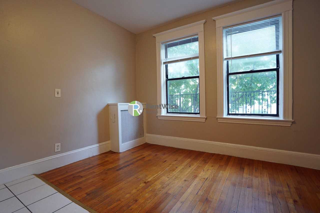 50 Park Vale Ave #18 - Photo 2 of 12