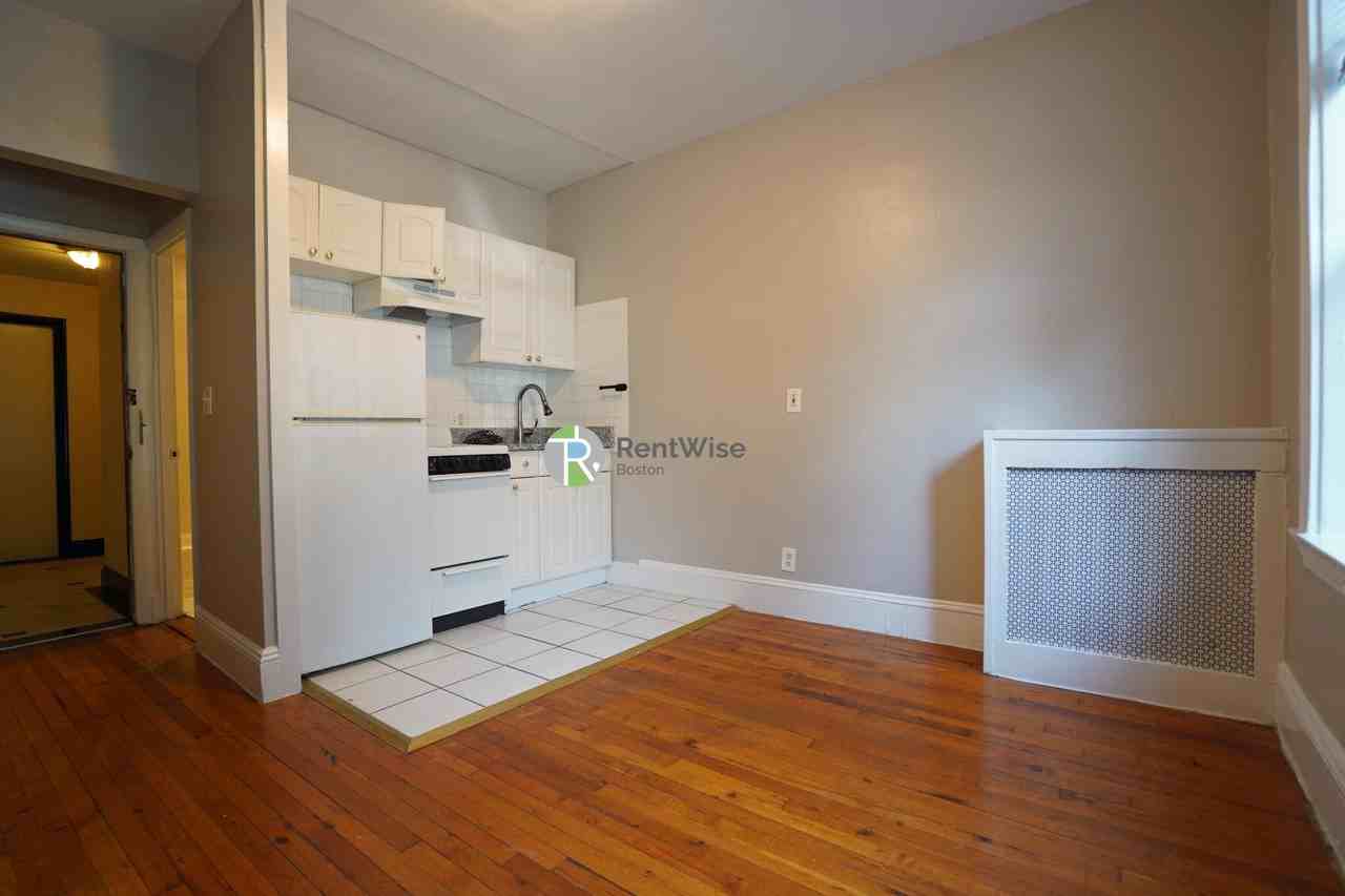 50 Park Vale Ave #18 - Photo 4 of 12