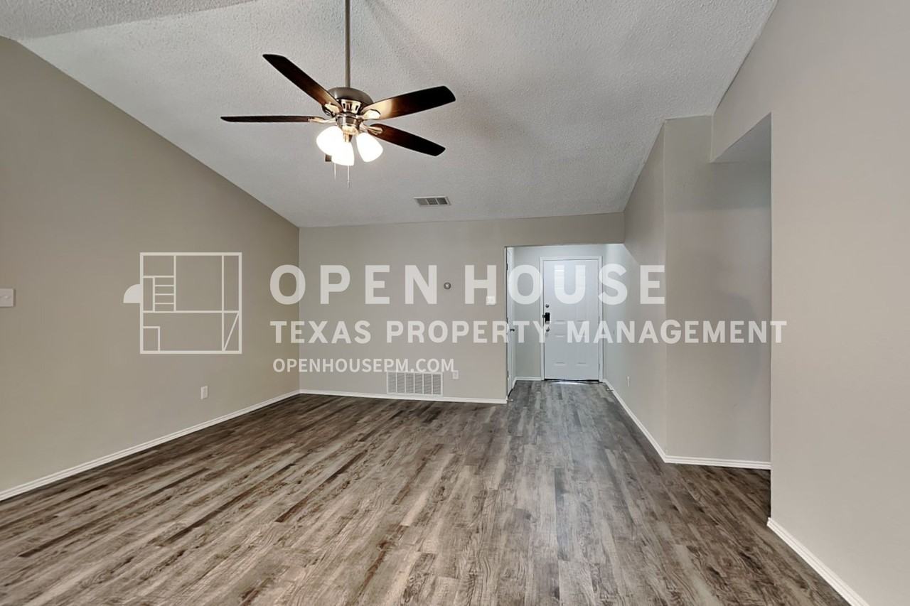 503 Rifleman Trl - Photo 3 of 17