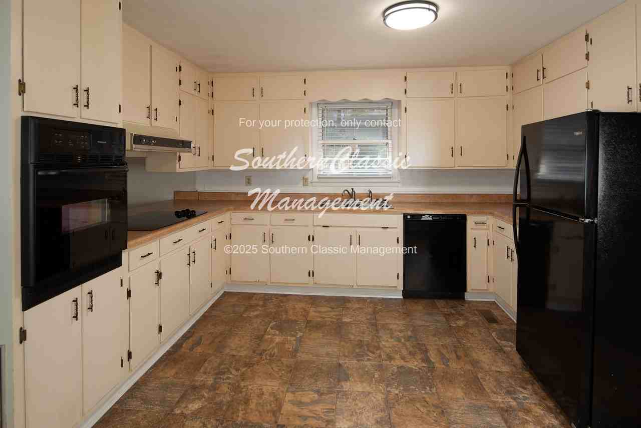 118 Camelia Cir Sw - Photo 2 of 19