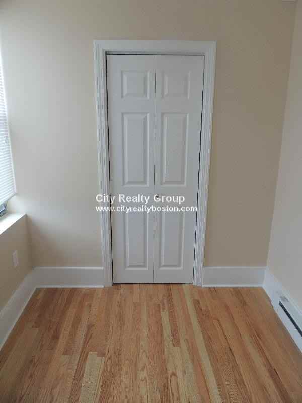 25 Division St #1 - Photo 6 of 8