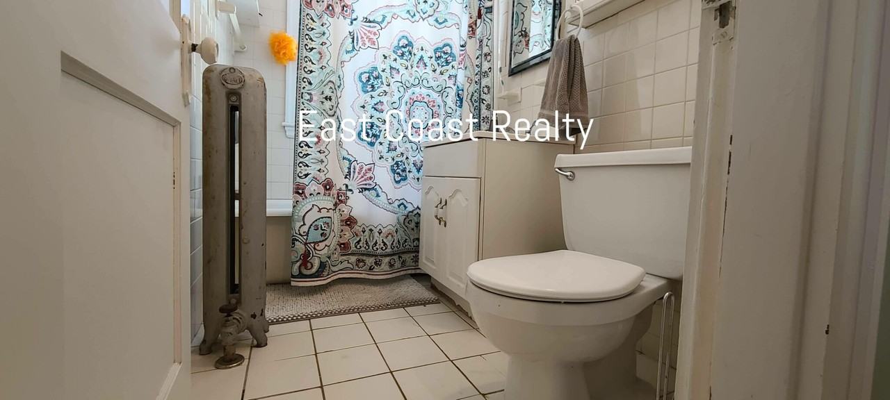 45 Hobart St #2 - Photo 6 of 20