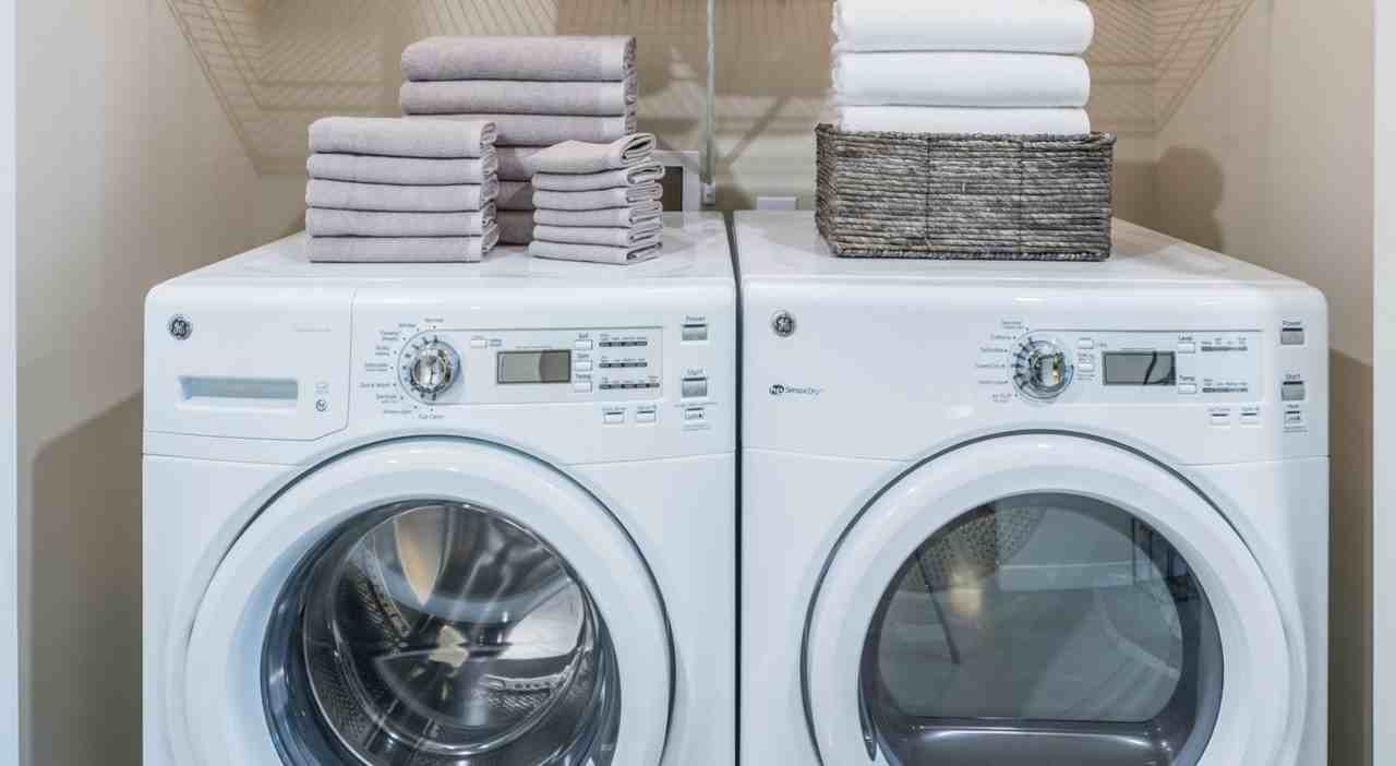 1825 San Jacinto St - Photo 6 of 8