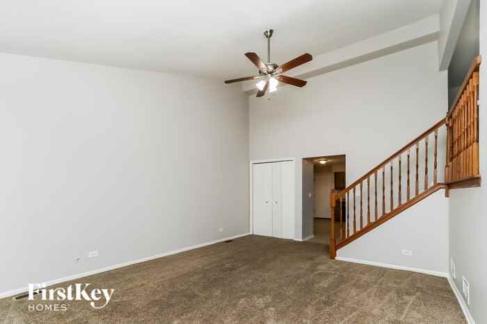 458 E Red Oak Ave - Photo 3 of 15