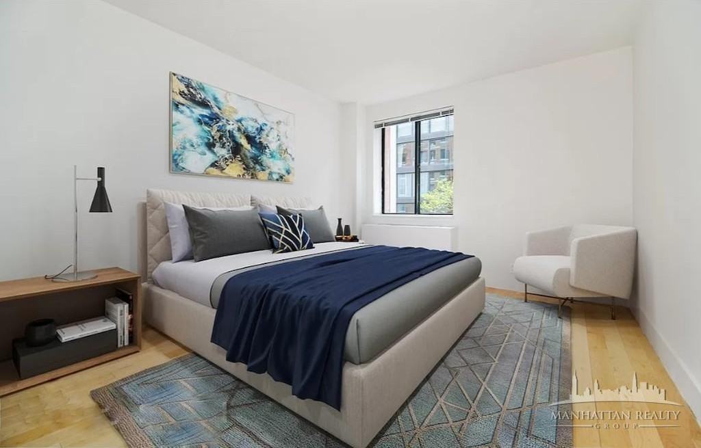 W 53rd St #305 - Photo 3 of 8