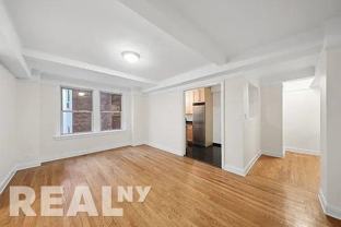 E 10th St #4F - Photo 1 of 1