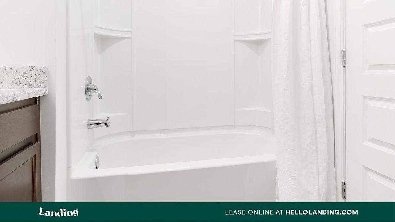 702 East US-80 - Photo 3 of 50