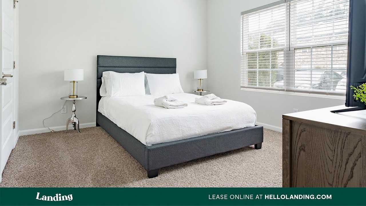 702 East US-80 - Photo 3 of 50