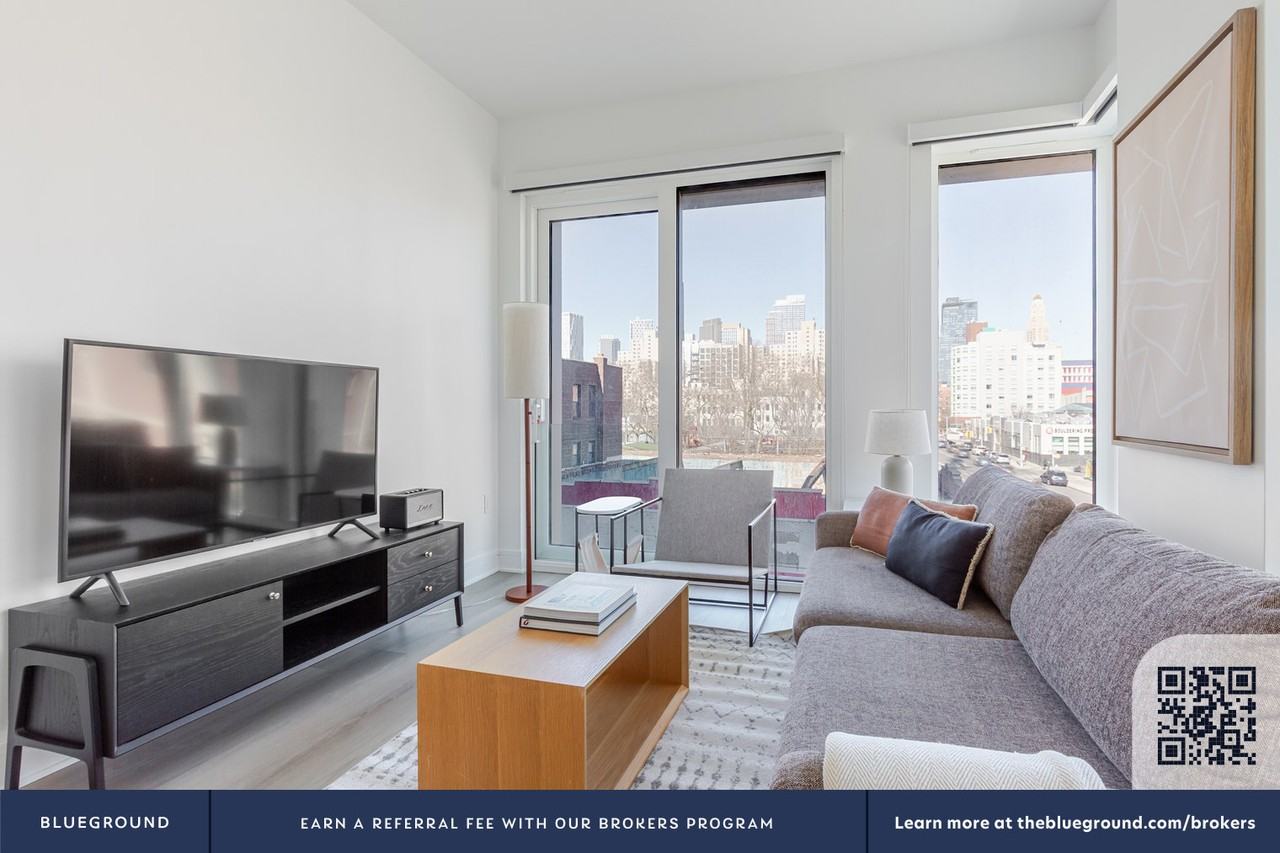 240 3rd Avenue - Photo 5 of 31