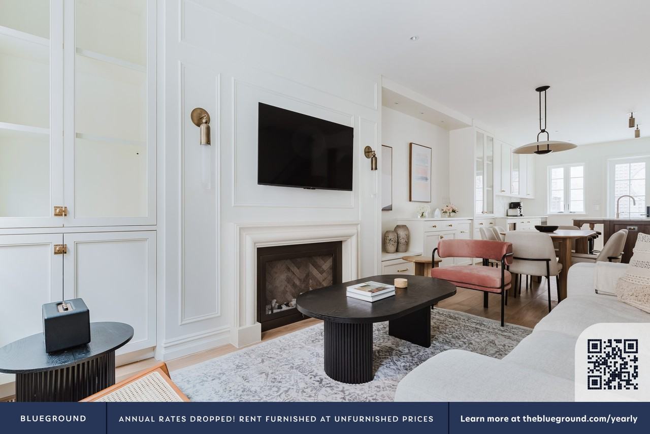 24 Commerce St #1763 - Photo 3 of 38