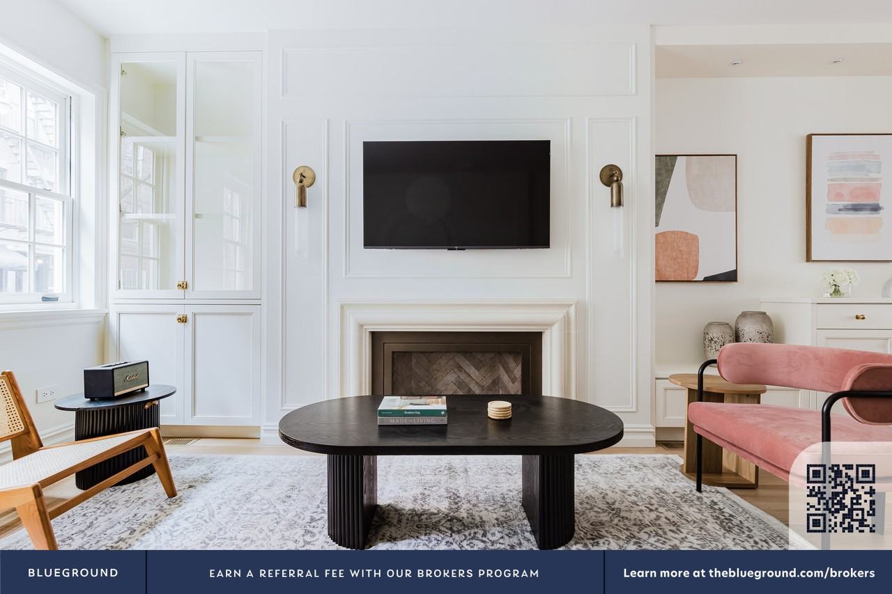 24 Commerce St #1763 - Photo 4 of 38