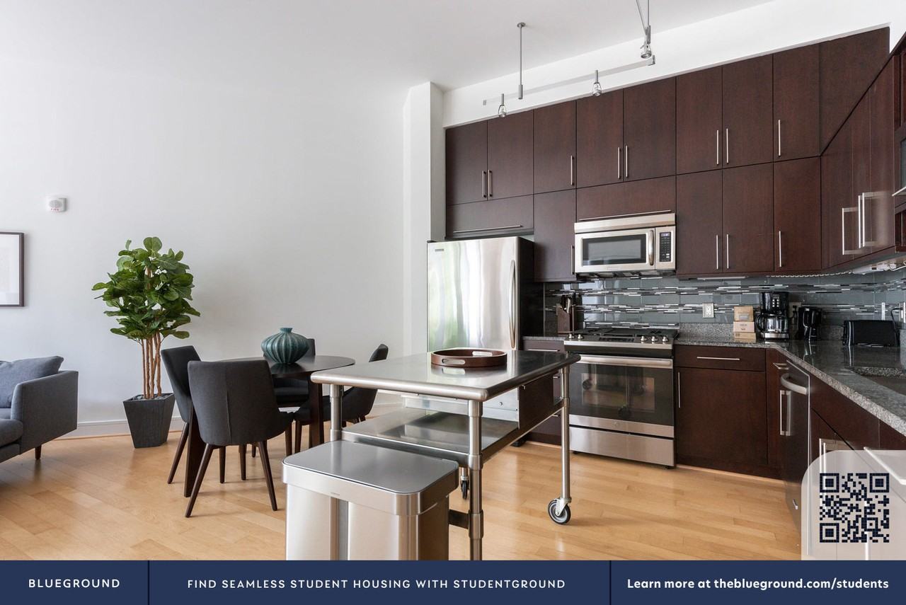 8210 Crestwood Heights Dr #825 - Photo 7 of 25