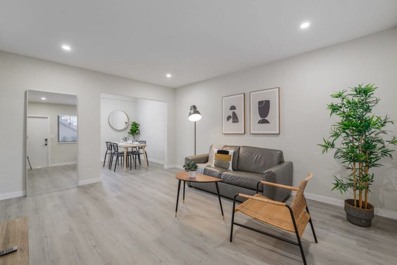 700 Sw 11th Ave #1022459P - Photo 3 of 10