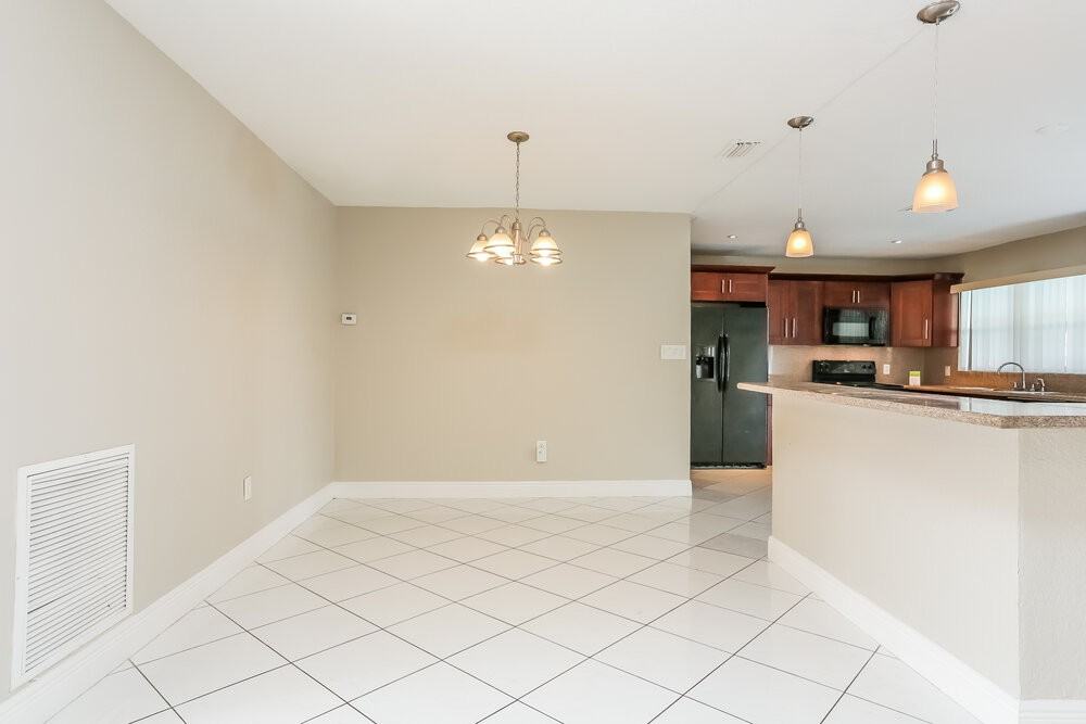 9691 Nw 24th St - Photo 7 of 16