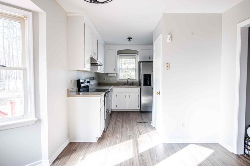 5412 Holly Pines Dr - Photo 3 of 15